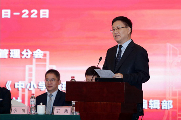 1698716627718467.jpg 褚宏启.jpg