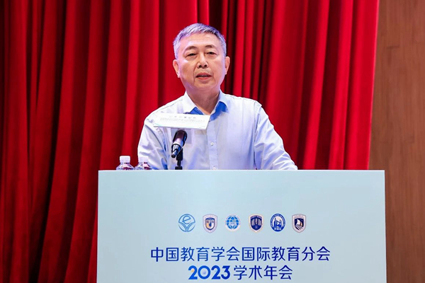 1705479686220714.jpg 孟繁华_600.jpg