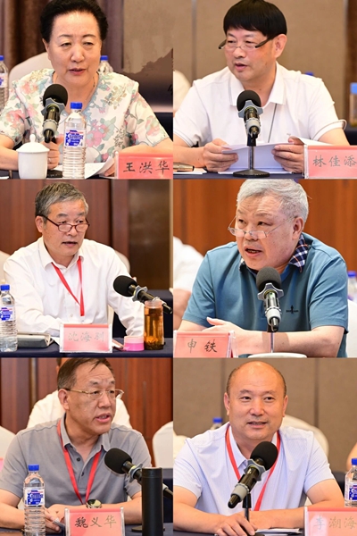 11-1 通讯员代表进行经验分享与交流_400.jpg