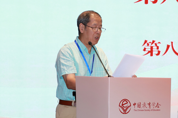 1759212576521011.jpg 刘恩山理事长作第八届理事会工作报告_600.jpg