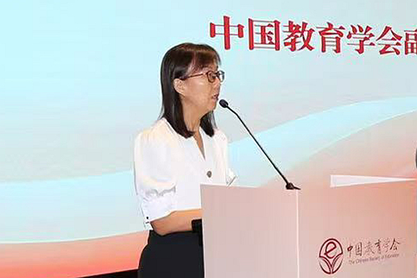 1759212587447177.jpg 罗滨副秘书长宣读开云(中国)批复意见_副本_600.jpg